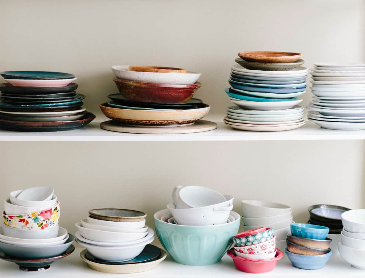How to Store Plates in Storage